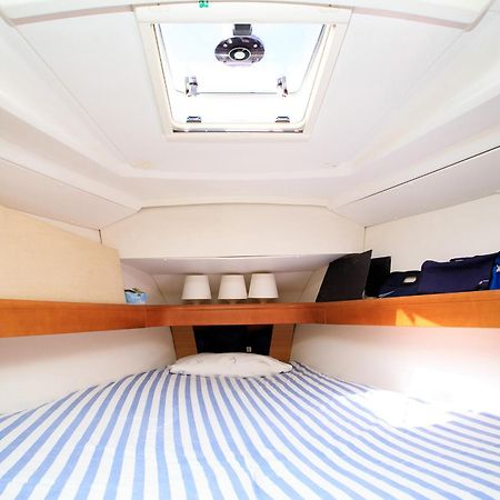 Hotel Salis - Jeanneau 39I Lizbona Zewnętrze zdjęcie